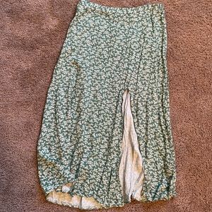 American eagle midi skirt with slit - M